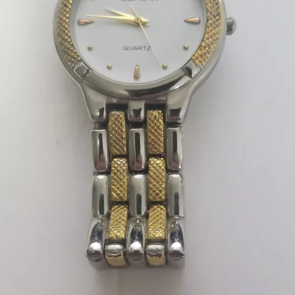 Geneva Watch Women 28mm Quartz Gold Silver Tones White Dial Round Analog Clasp - Picture 5 of 12